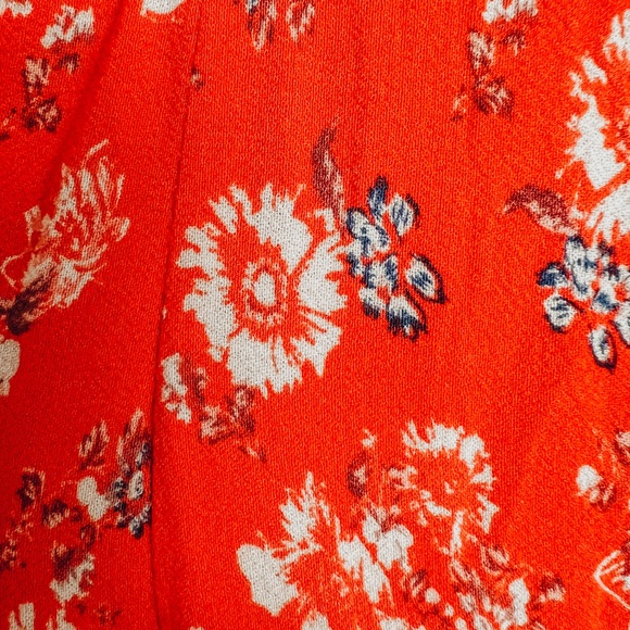 Floral Jumpsuit with Button-up Front - Picture 2 of 4